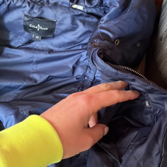 Cole Haan Vest Funnel Neck Hooded Puffer Navy Blue, Size Extra Small - Picture 5 of 8